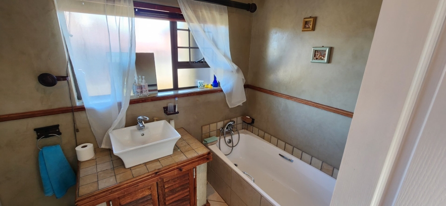 4 Bedroom Property for Sale in Dana Bay Western Cape